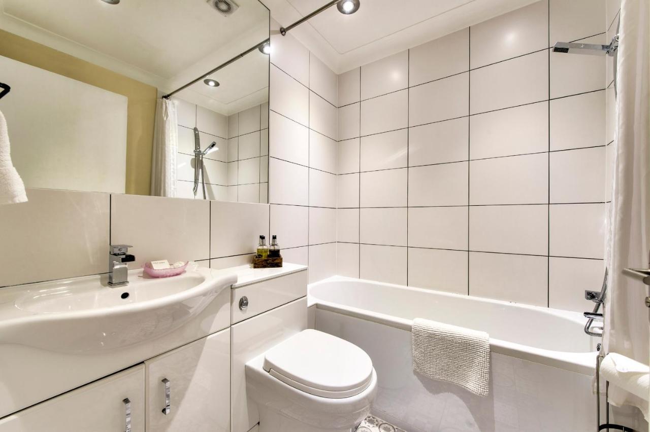 Amadeus Serviced Apartment Глазго Екстер'єр фото